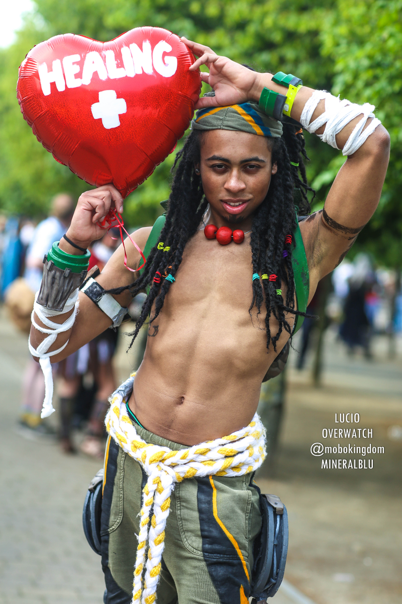 Illustration for article titled Our Favorite Cosplay From MCM London Comic Con 2019